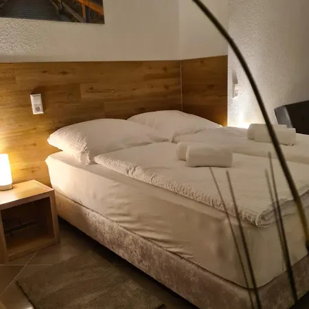 Wellandhome - Xxl Deluxe Appartement Aalen